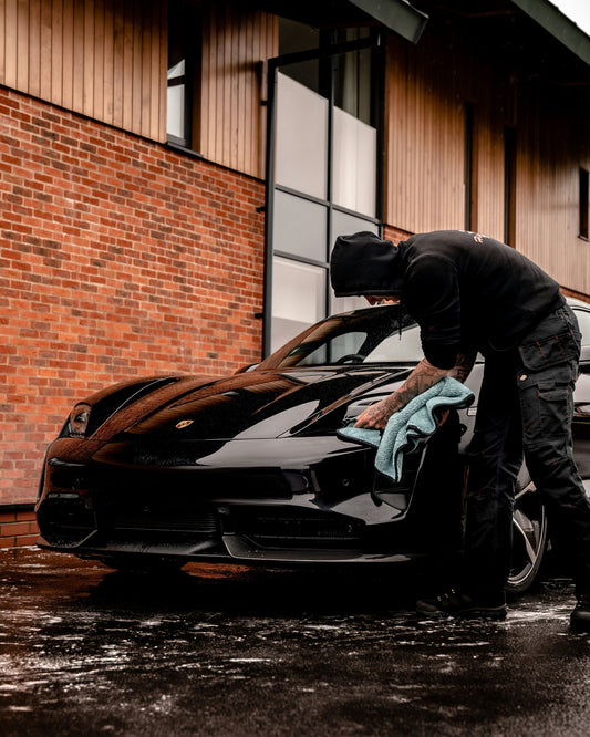 Porque é Que o Teu Carro Parece Sujo 48h Depois de Lavar?